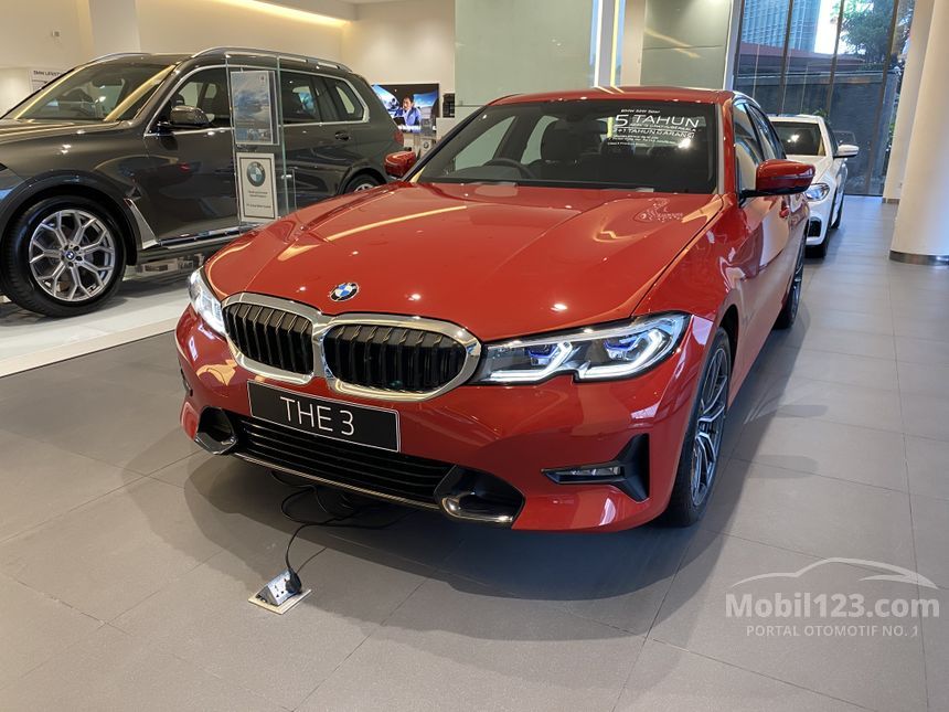 Jual Mobil BMW 320i 2020 Sport 2.0 di DKI Jakarta Automatic Sedan Merah