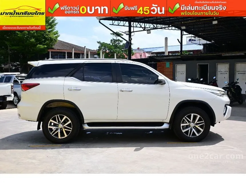 2018 Toyota FORTUNER V SUV
