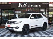 2015 Toyota Fortuner 2.5 (ปี 12-15) V SUV
