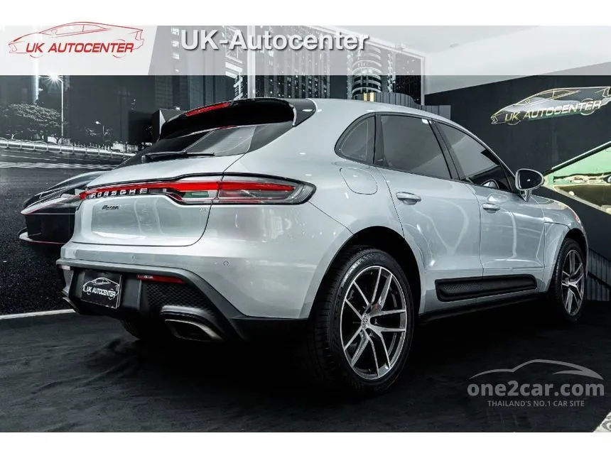 2022 Porsche MACAN SUV