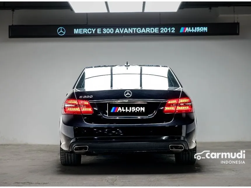 2012 Mercedes-Benz E300 Avantgarde AMG Sedan