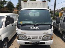 2011 Isuzu Elf 2.7 NHR 55 Box putih