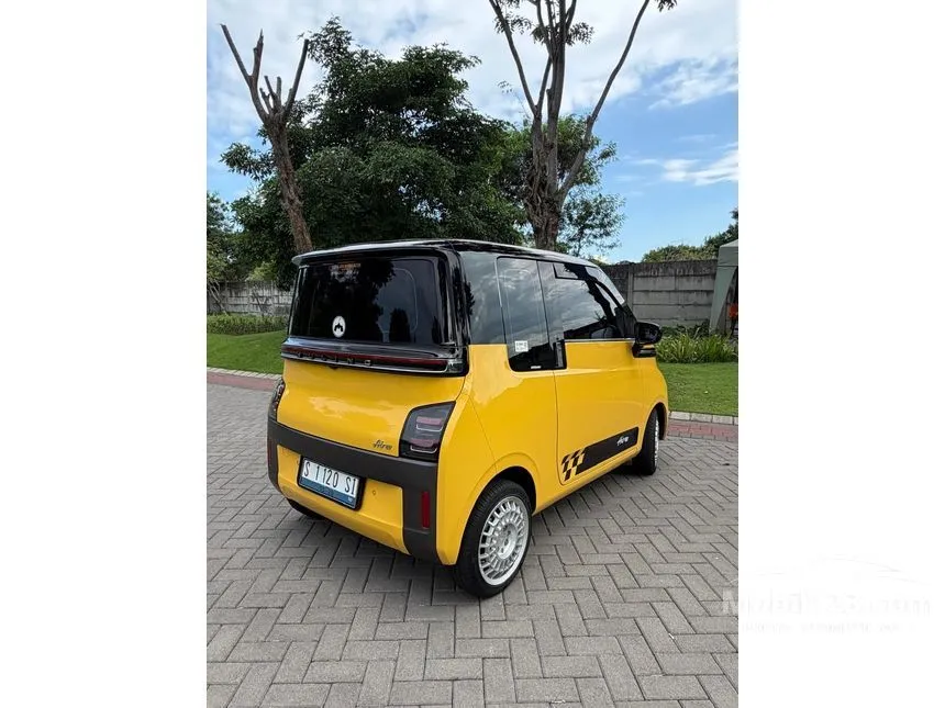 2022 Wuling Air EV Long Range + Charging Pile Hatchback