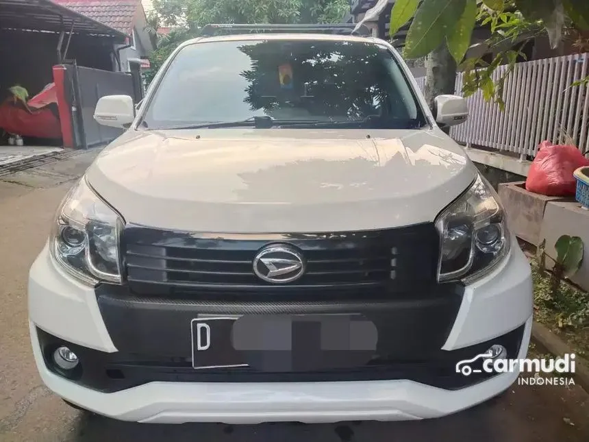 Jual Mobil Daihatsu Terios 2015 X 1.5 di Jawa Barat Manual SUV Putih Rp 144.900.000