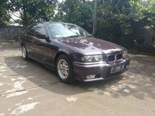 BMW 320i 96 AT Ungu Metalik Limited Edition