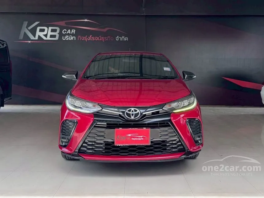 2022 Toyota YARIS Sport Hatchback