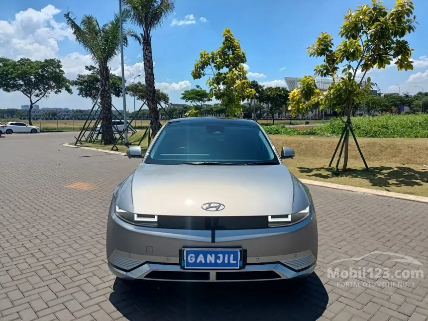 Jual Mobil Hyundai IONIQ 5 2022 Standard Range Signature di DKI Jakarta ...