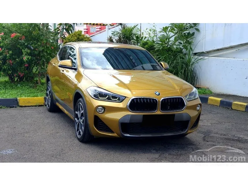 Jual Mobil BMW X2 2018 M Sport X sDrive18i 1.5 di DKI Jakarta Automatic Wagon Kuning Rp 533.500.000