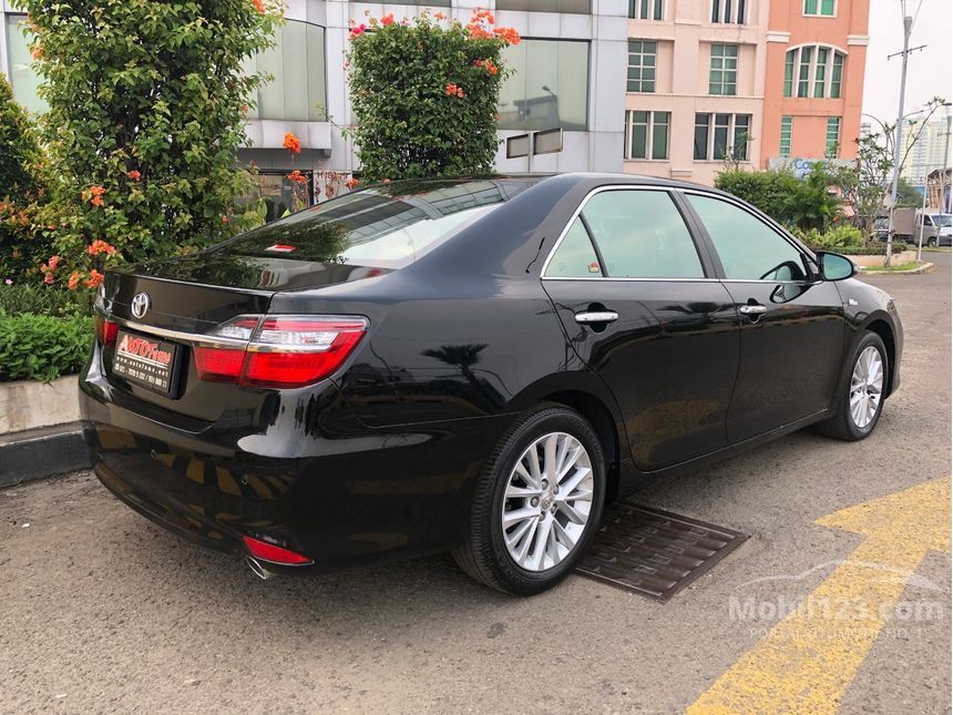 Jual Mobil Toyota Camry 2015 V 2.5 di DKI Jakarta Automatic Sedan Hitam 