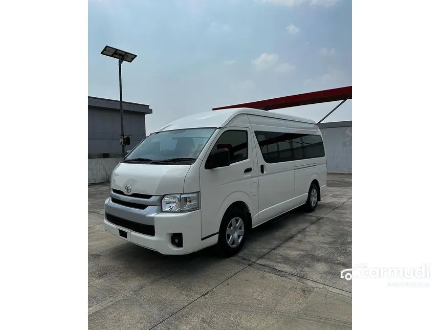 2025 Toyota Hiace Commuter Van