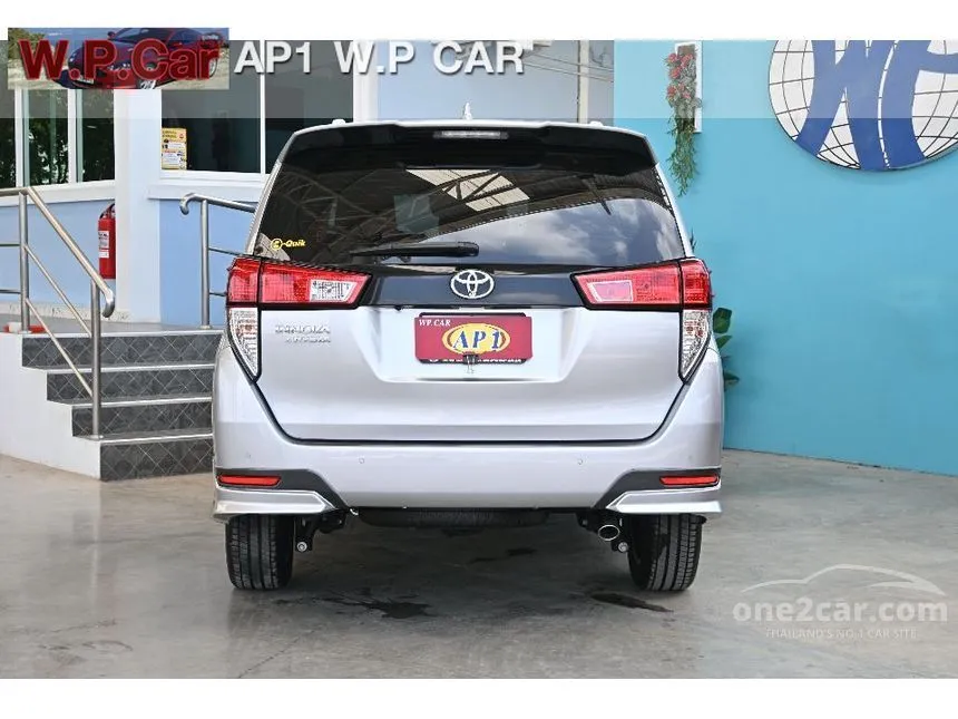 2023 Toyota INNOVA Crysta Premium Wagon