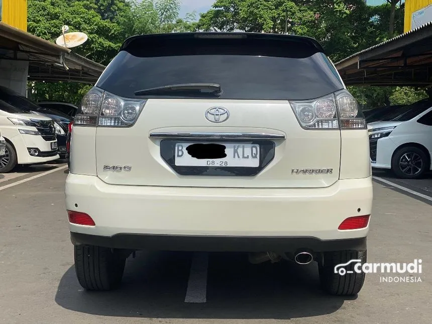 2010 Toyota Harrier 240G SUV