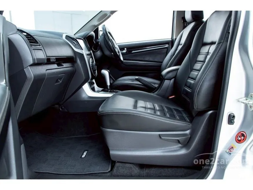 2019 Isuzu MU-X The Onyx SUV