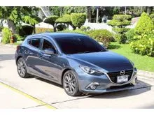 2016 Mazda 3 2.0 (ปี 14-18) SP Sports Hatchback