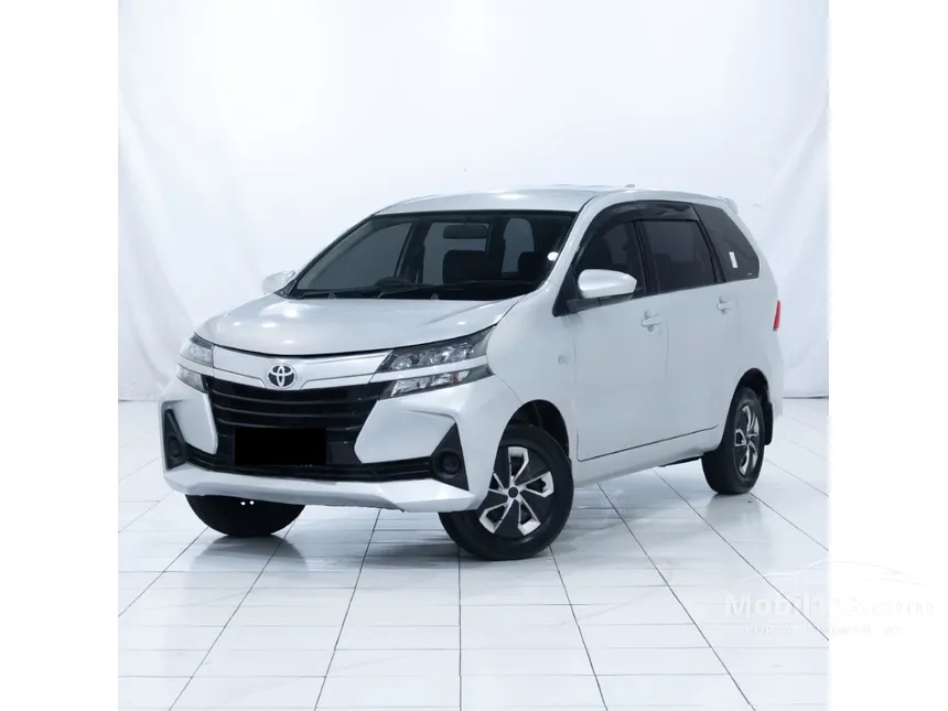 Jual Mobil Toyota Avanza 2021 E 1.3 di Kalimantan Barat Manual MPV Silver Rp 195.000.000
