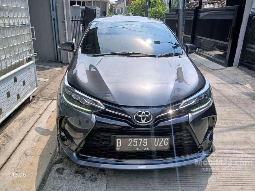 Jual Mobil Toyota Yaris 2021 S GR Sport 1.5 di DKI Jakarta Automatic Hatchback Abu