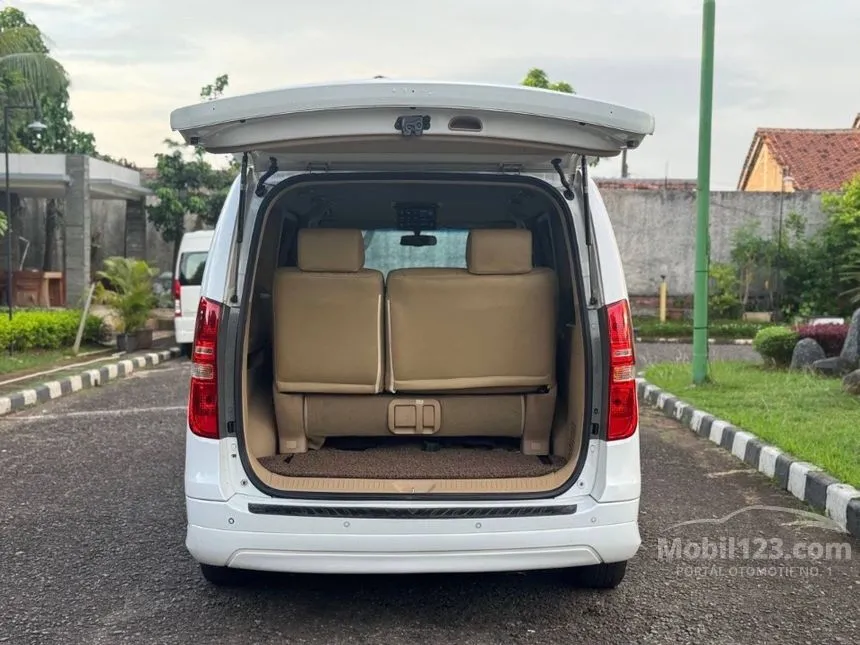 2014 Hyundai H-1 Royale (Petrol) Next Generation MPV