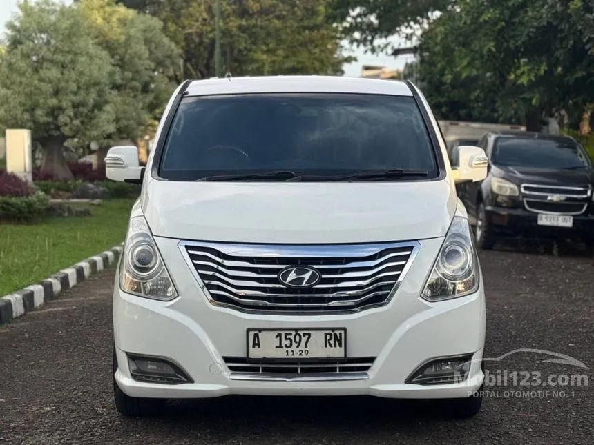 2014 Hyundai H-1 Royale (Petrol) Next Generation MPV