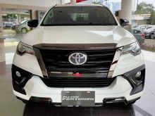 2020 Toyota Fortuner 2,4 TRD SUV