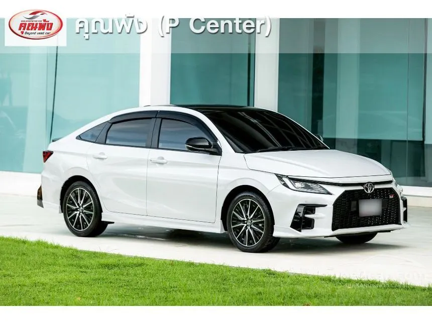 2025 Toyota Yaris Ativ HEV GR Sport Sedan