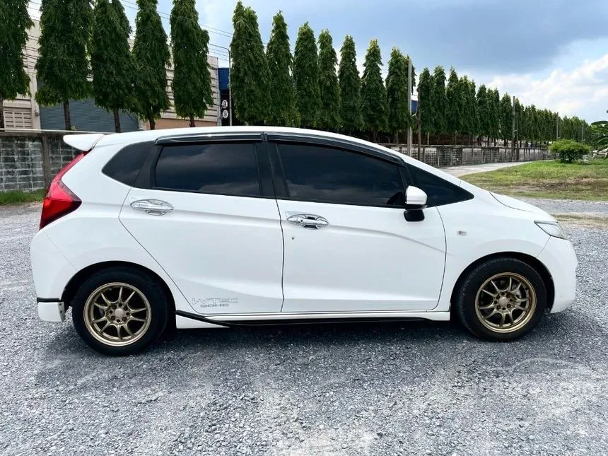 2015 Honda JAZZ V+ Hatchback