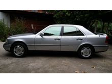 1996 Mercedes-Benz C220 2.2 W202 (ปี 93-00) Elegance Sedan AT
