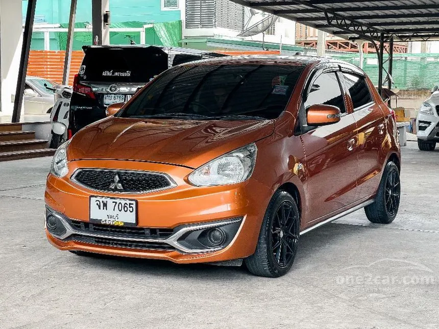 2017 Mitsubishi MIRAGE GLX Hatchback