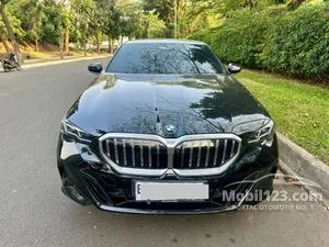 2025 BMW 520i 2.0 M Sport Sedan