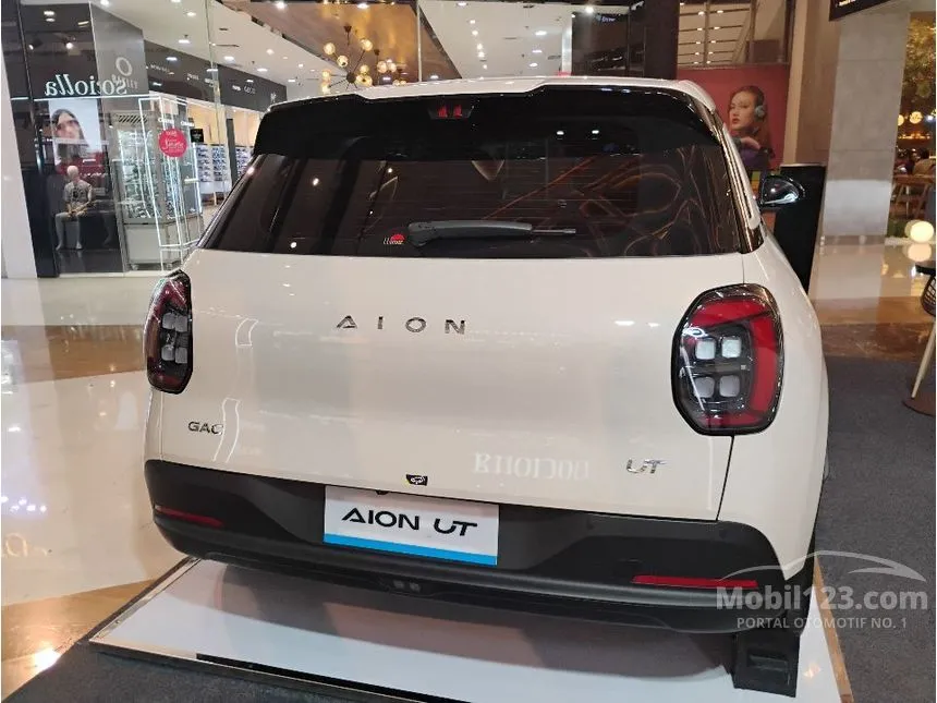 2026 GAC AION UT Premium Hatchback