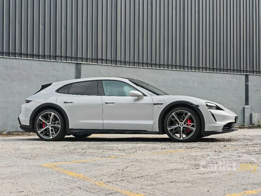 2022 Porsche Taycan 4S Cross Turismo Wagon