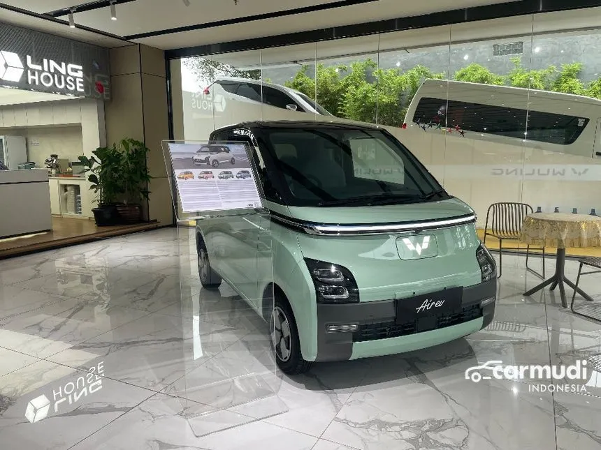 2024 Wuling EV Air ev Long Range Hatchback