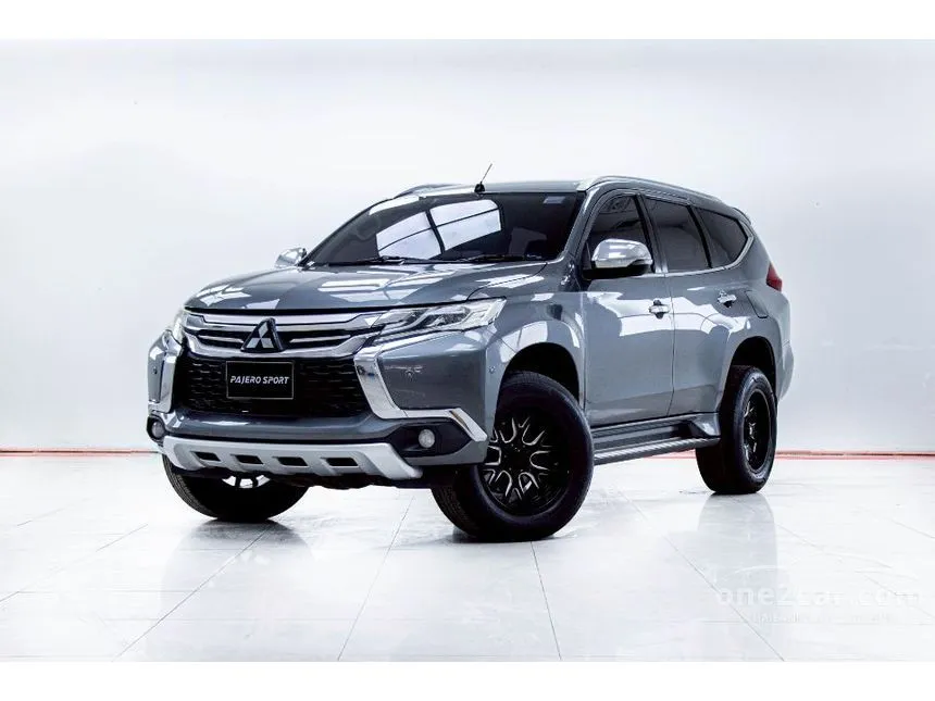 2016 Mitsubishi PAJERO SPORT GT SUV