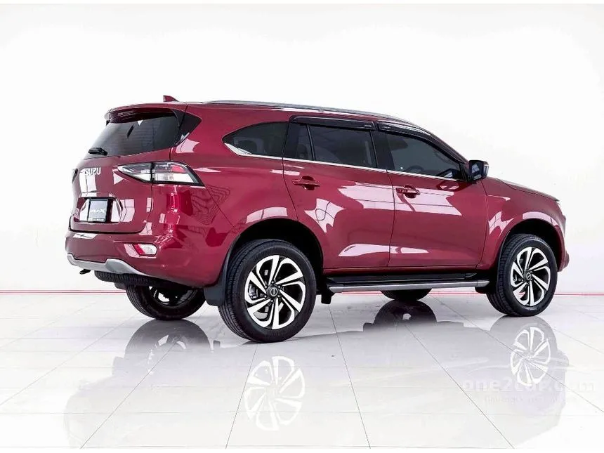 2021 Isuzu MU-X Ultimate SUV