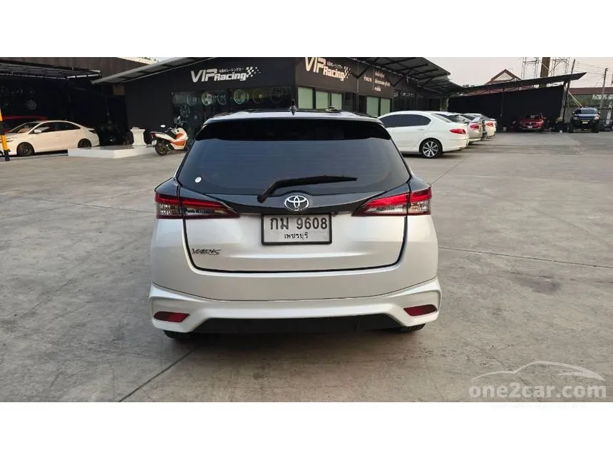 2021 Toyota YARIS Sport Premium Hatchback