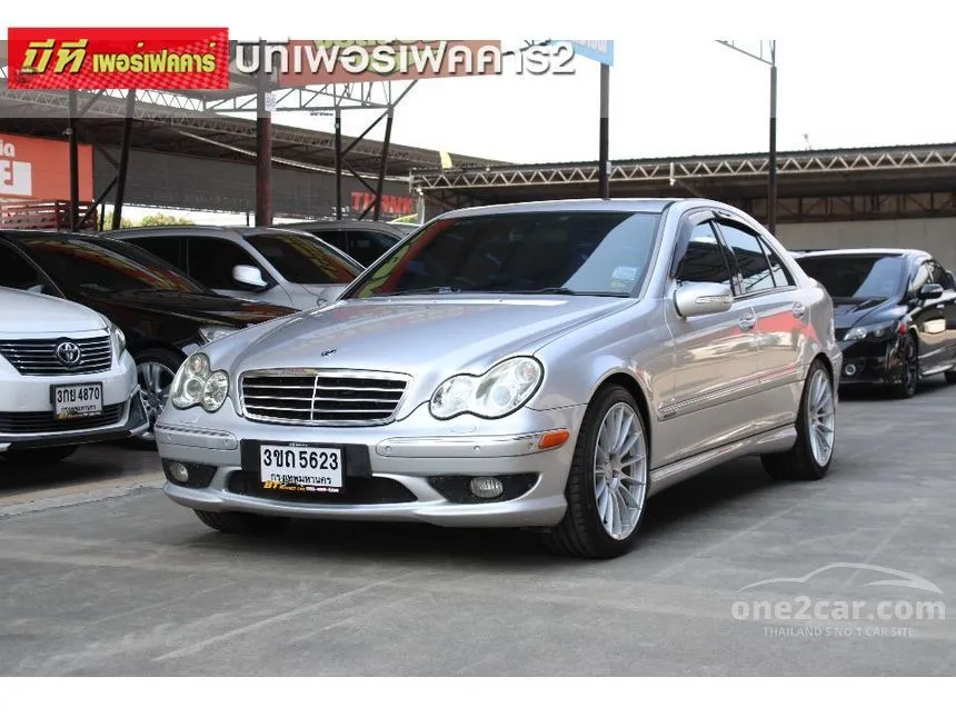 2001 Mercedes-Benz C200 Kompressor Avantgarde Sedan