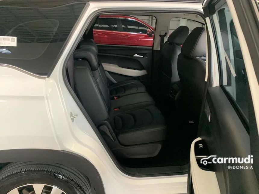 2021 Wuling Almaz RS Pro SUV