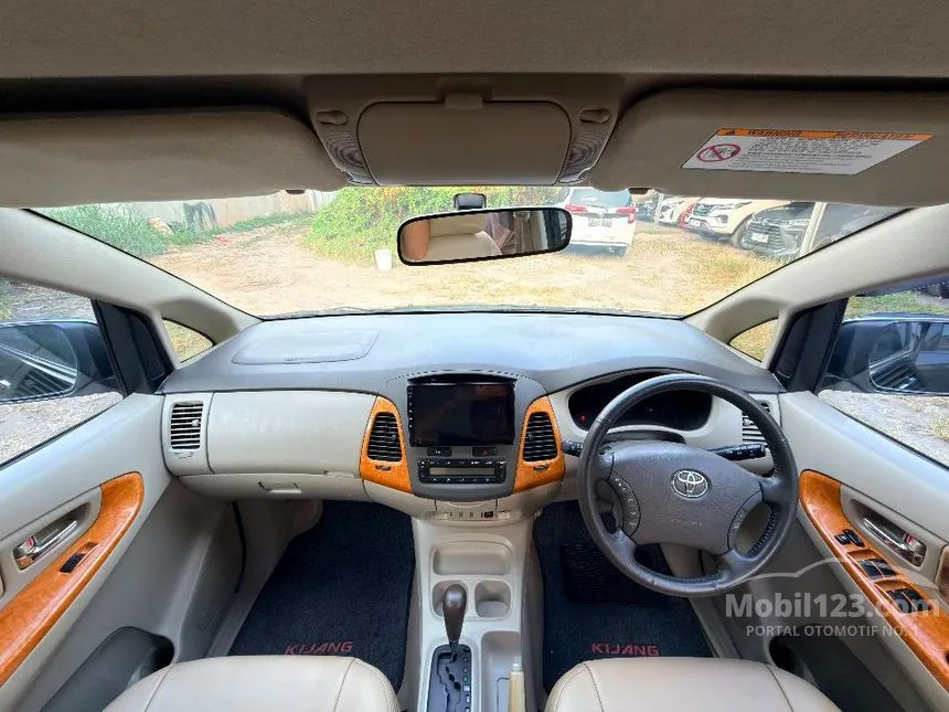 2010 Toyota Kijang Innova V MPV
