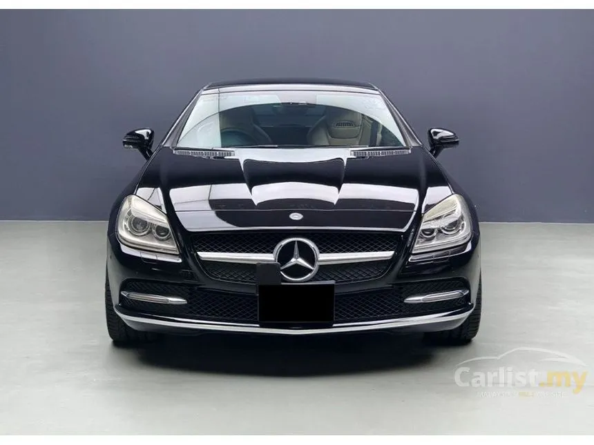 2011 Mercedes-Benz SLK200 AMG Sport Convertible