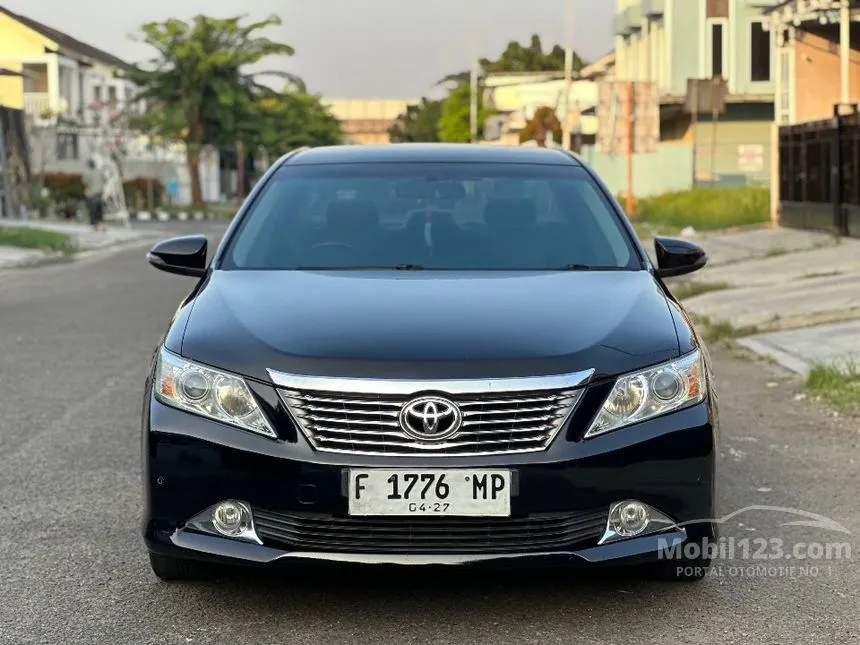 2013 Toyota Camry V Sedan