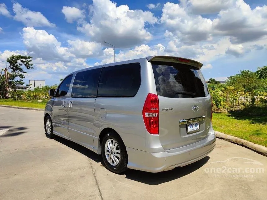 2014 Hyundai H-1 Deluxe Van