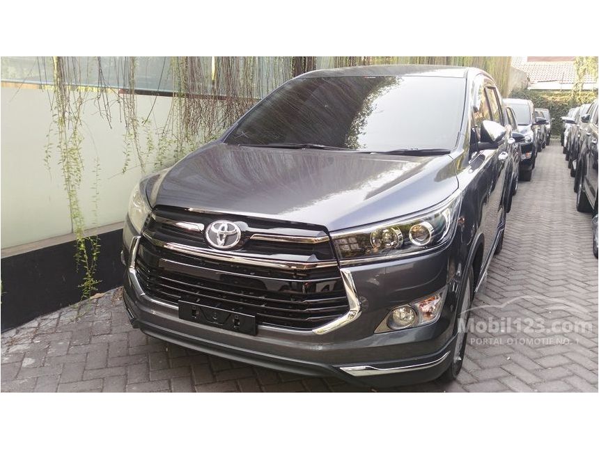 Jual Mobil Toyota Innova Venturer 2018 N140 2.0 di Jawa 