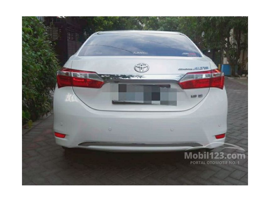  Jual  Mobil  Toyota  Corolla  Altis 2014 V 1 8 di Jawa Timur 