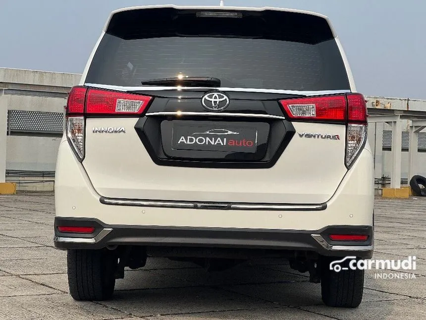 2022 Toyota Innova Venturer Wagon