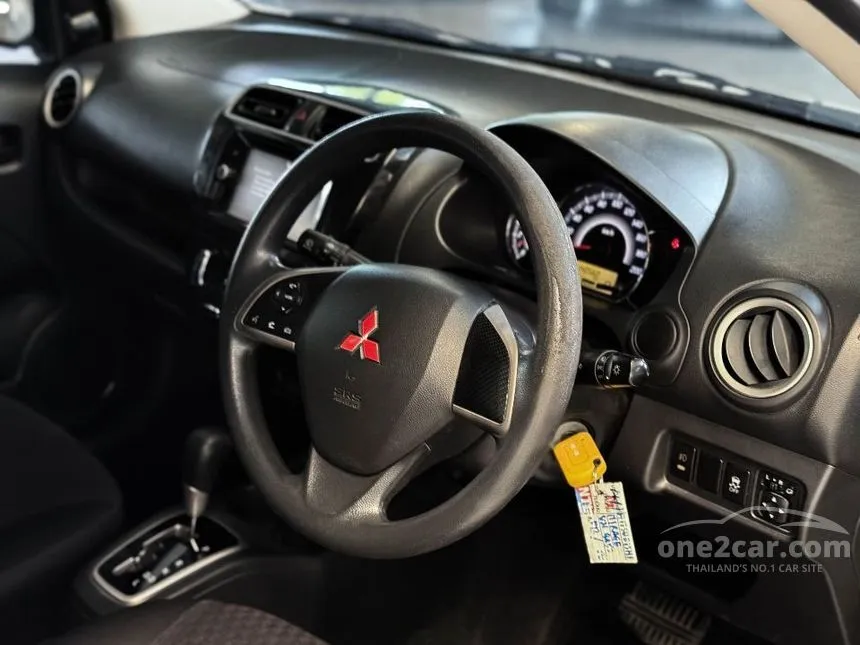 2016 Mitsubishi MIRAGE GLX Hatchback