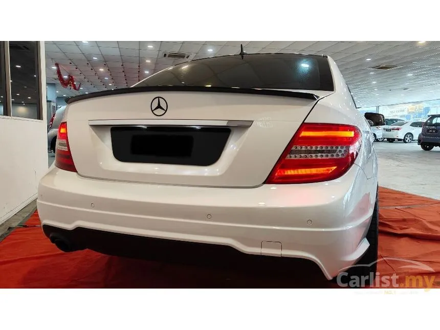 2014 Mercedes-Benz C200 AMG Sedan