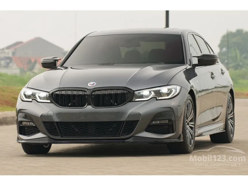 2020 BMW 330i M Sport Sedan
