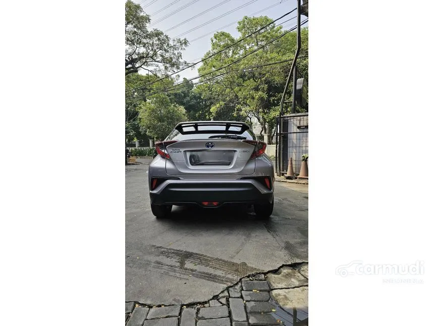 2020 Toyota C-HR Hybrid Wagon