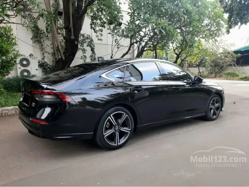 2024 Honda Accord RS e:HEV Sedan