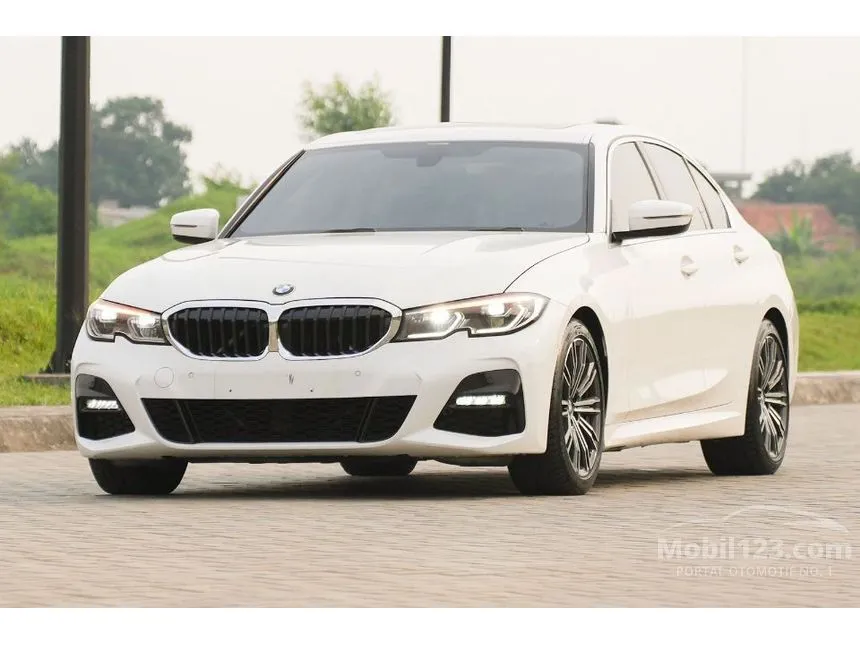 2020 BMW 330i M Sport Sedan
