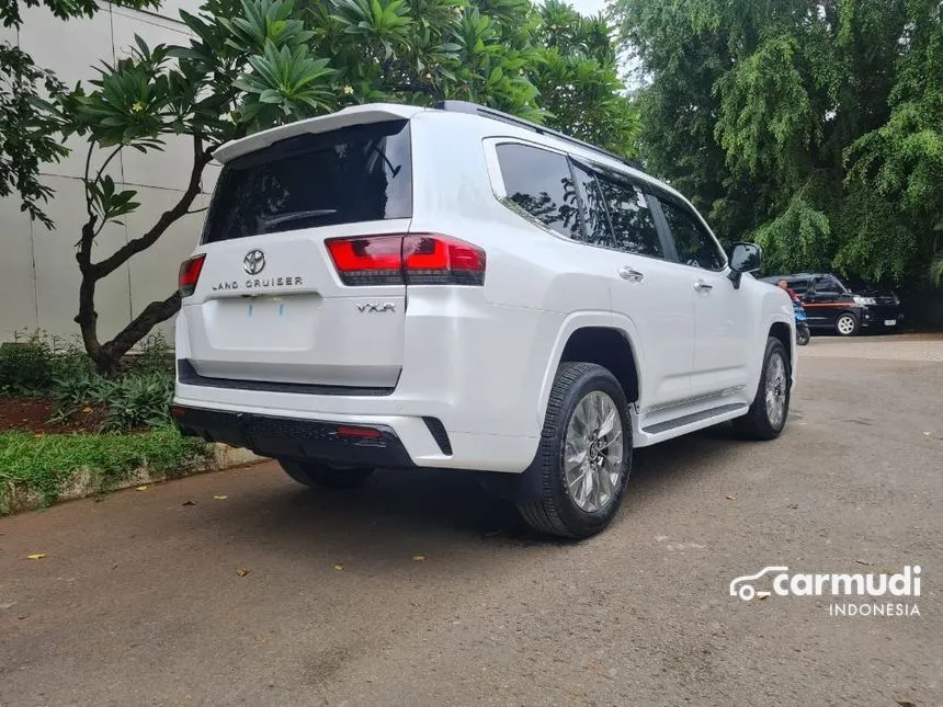 2024 Toyota Land Cruiser VX-R 70th Anniversary SUV